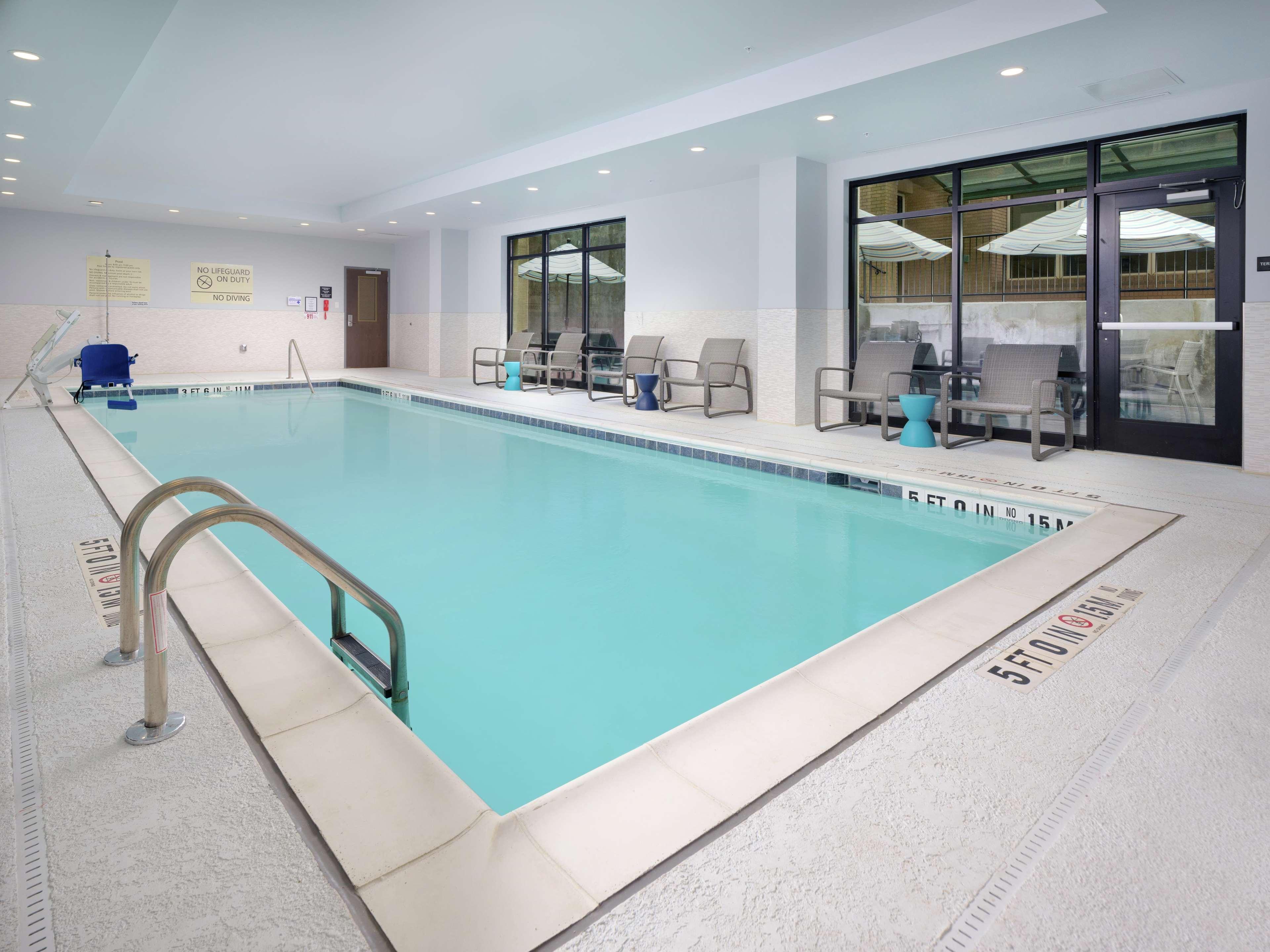 Hampton Inn & Suites Atlanta Decatur/Emory Экстерьер фото