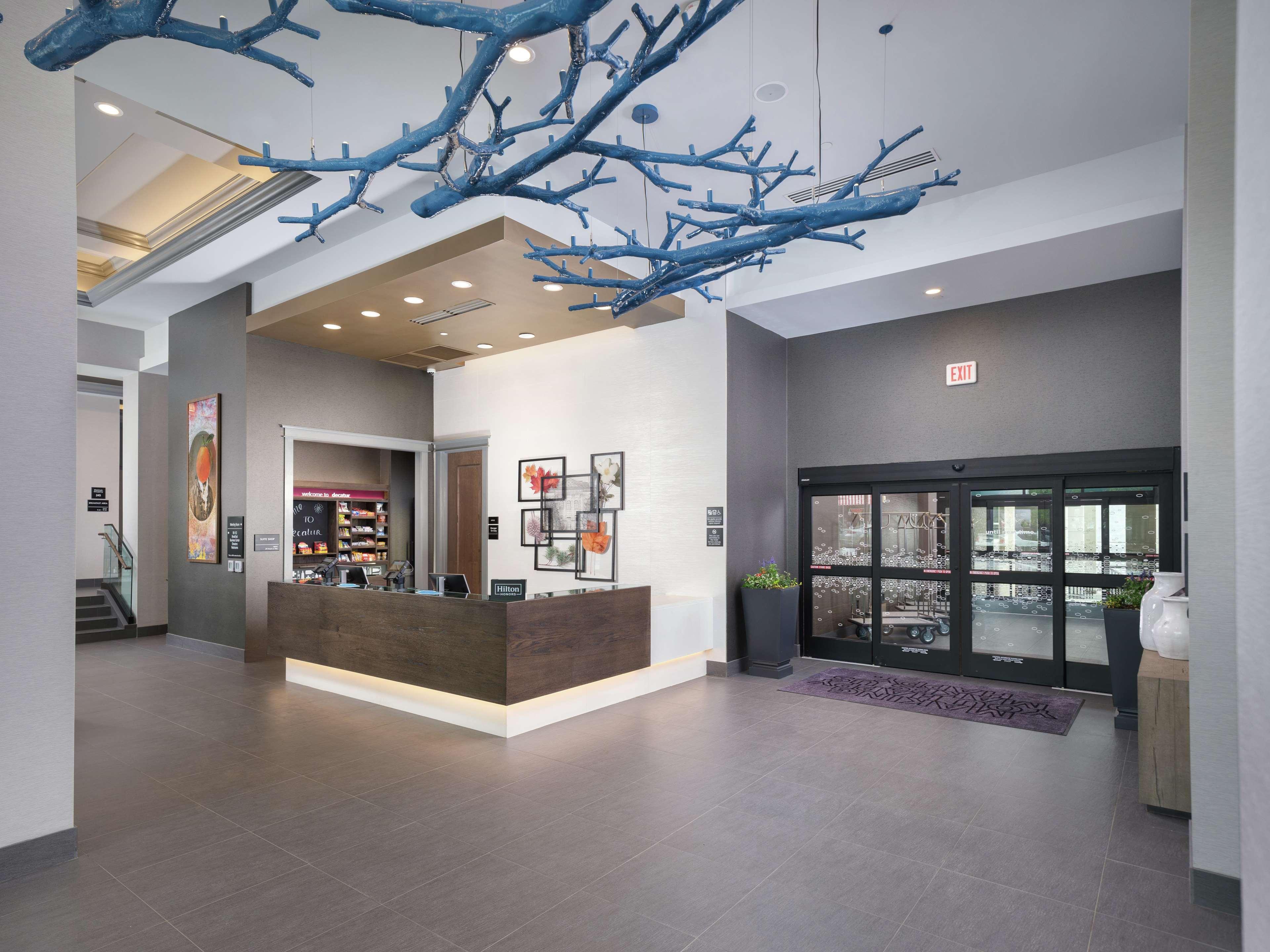 Hampton Inn & Suites Atlanta Decatur/Emory Экстерьер фото